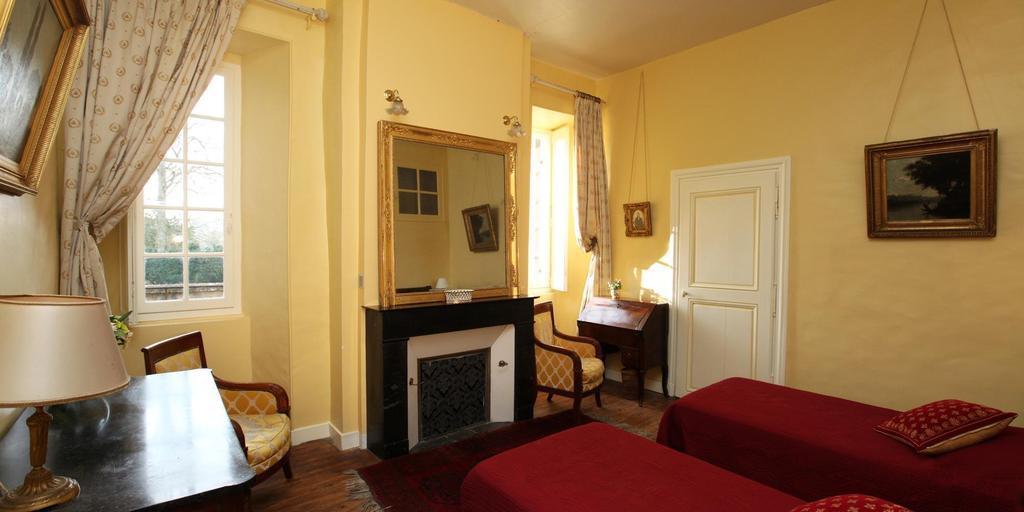 Bed and Breakfast Chateau De Cheronne Tuffé Zimmer foto